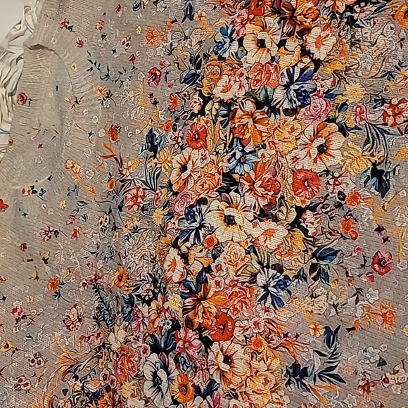 Womens Sweater Floral - Picture 10 of 11